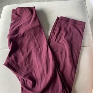 Euc Lululemon align crop 21” size 2 dark adobe